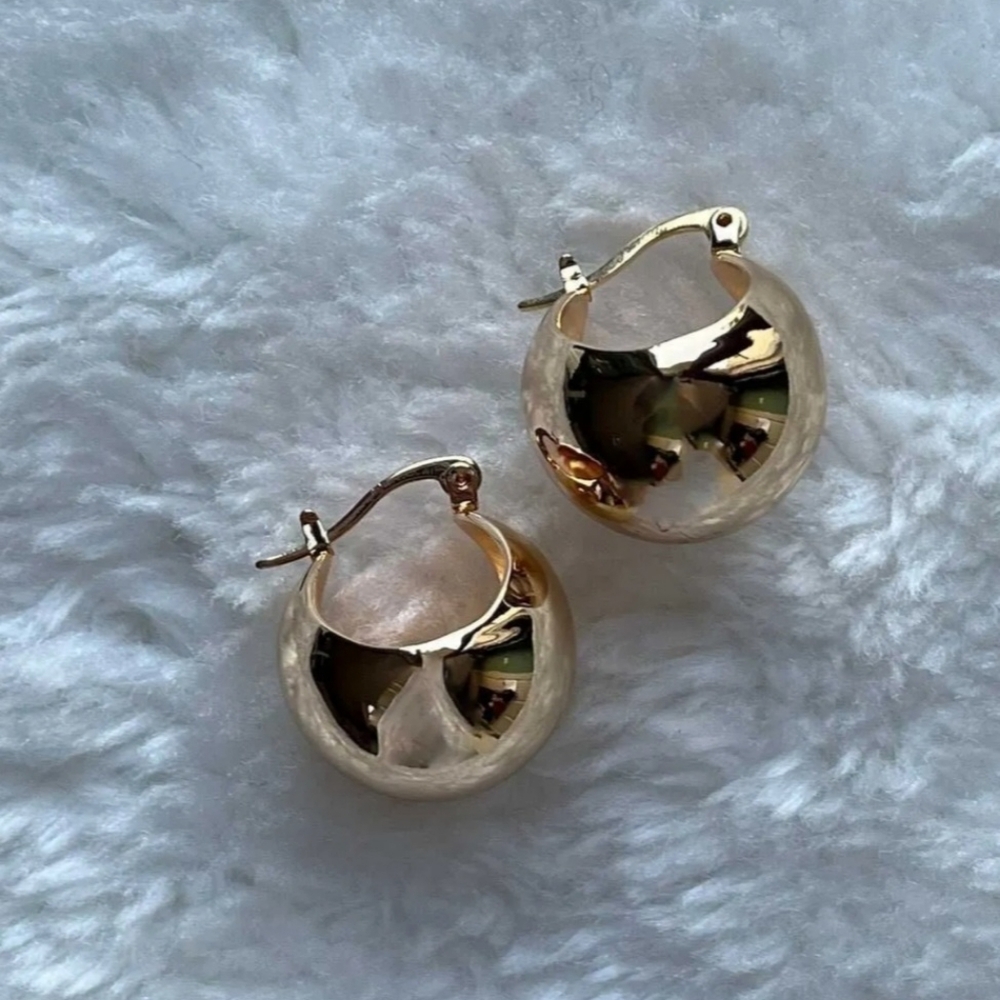 COPY - Women's gold earrings